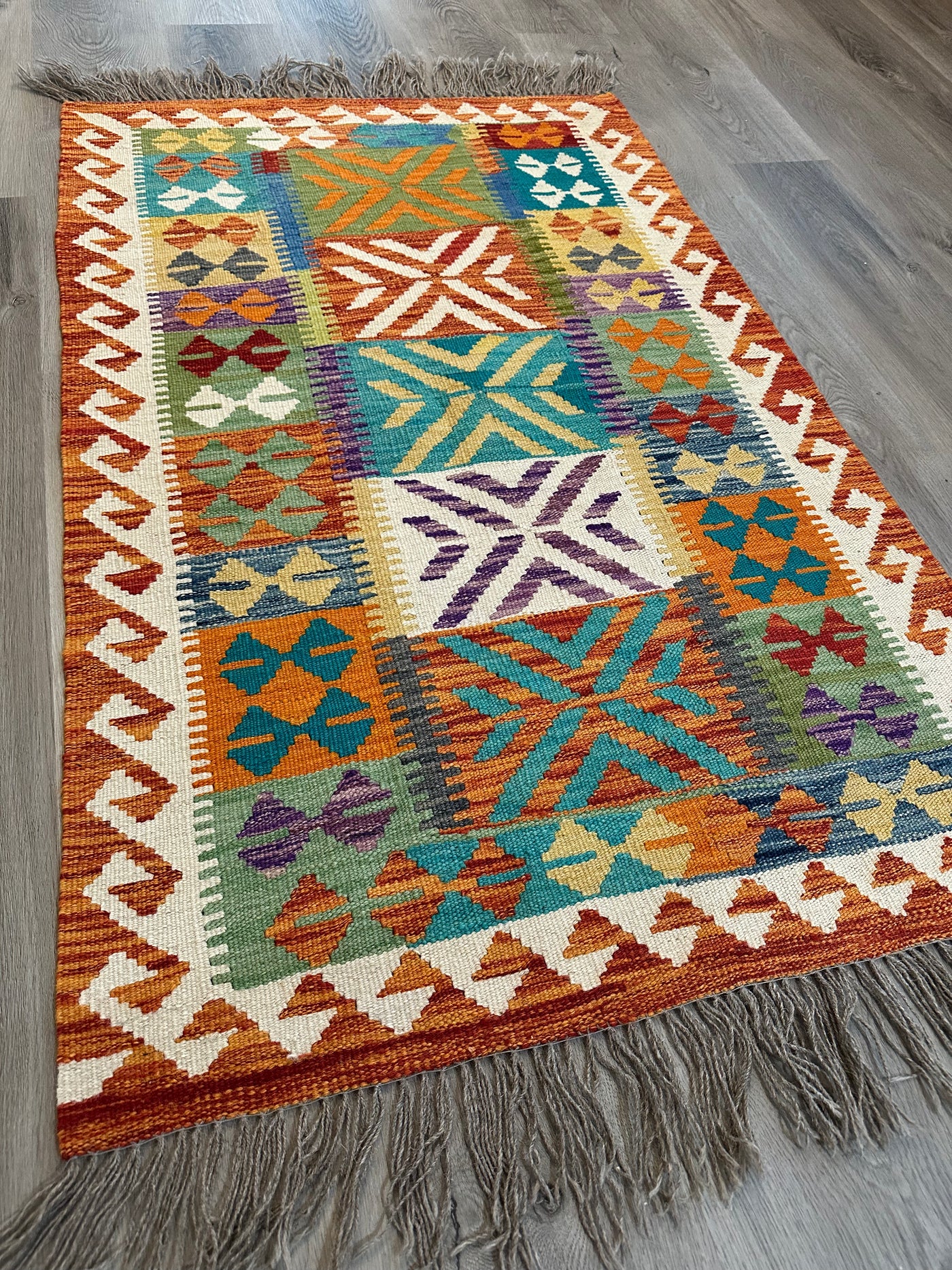 Handmade Persian Kilim Rug