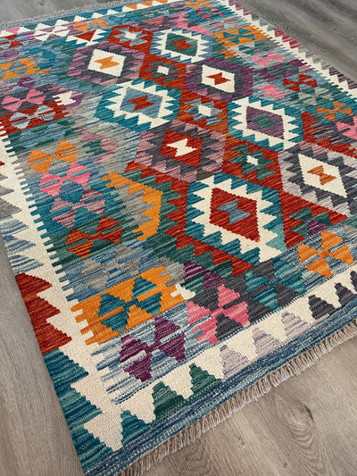 Handmade Persian Kilim Rug