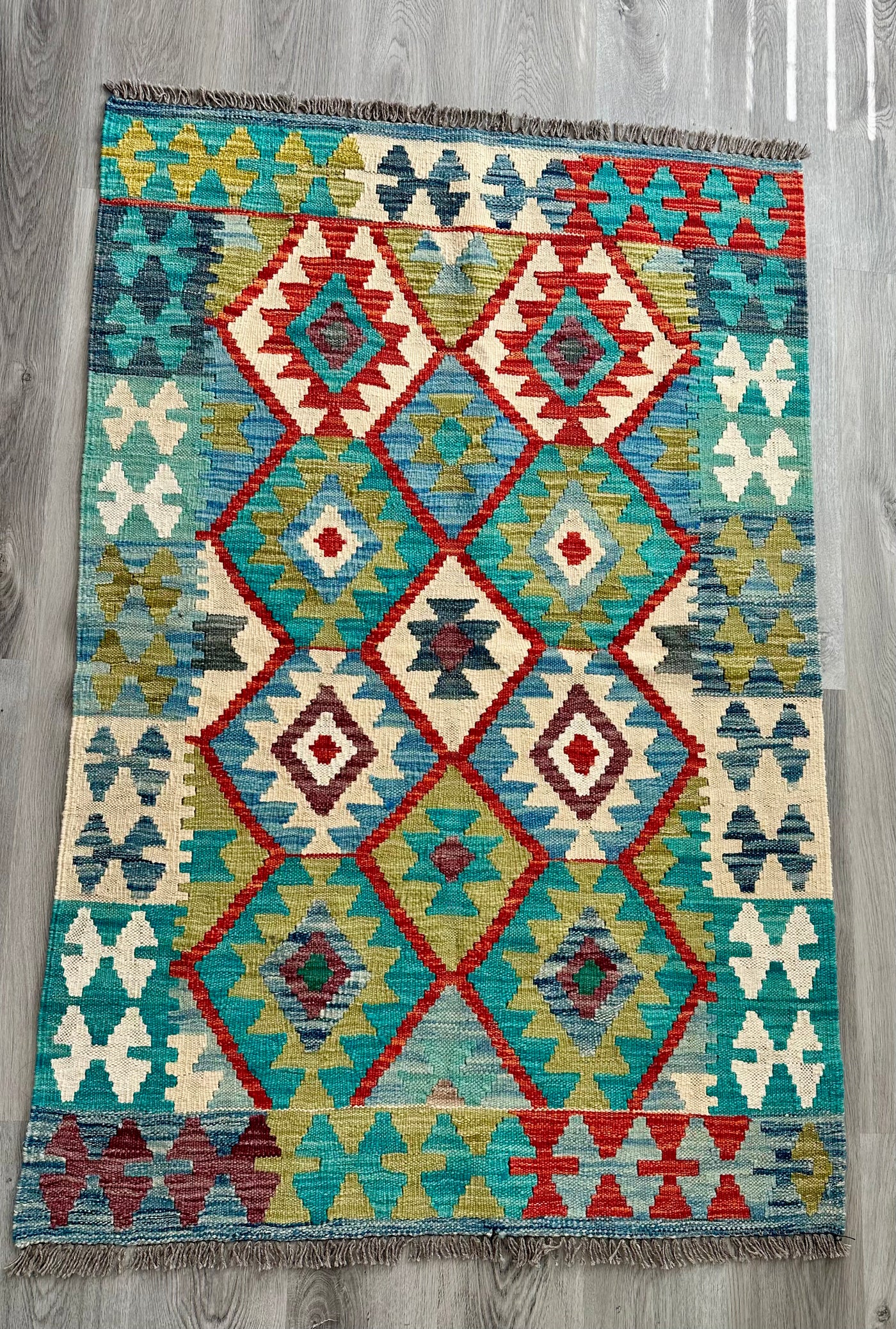 Handmade Persian Kilim Rug