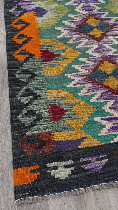 Handmade Persian Kilim Rug